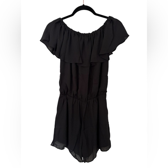 ANTHROPOLOGIE THREE EIGHTY TWO Off-Shoulder Black shorts romper - Picture 3 of 4